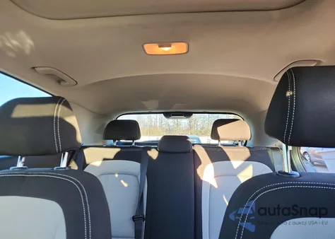 2023 Hyundai Venue Sel z USA, uszkodzony, nr VIN KMHRC8A33PU209916